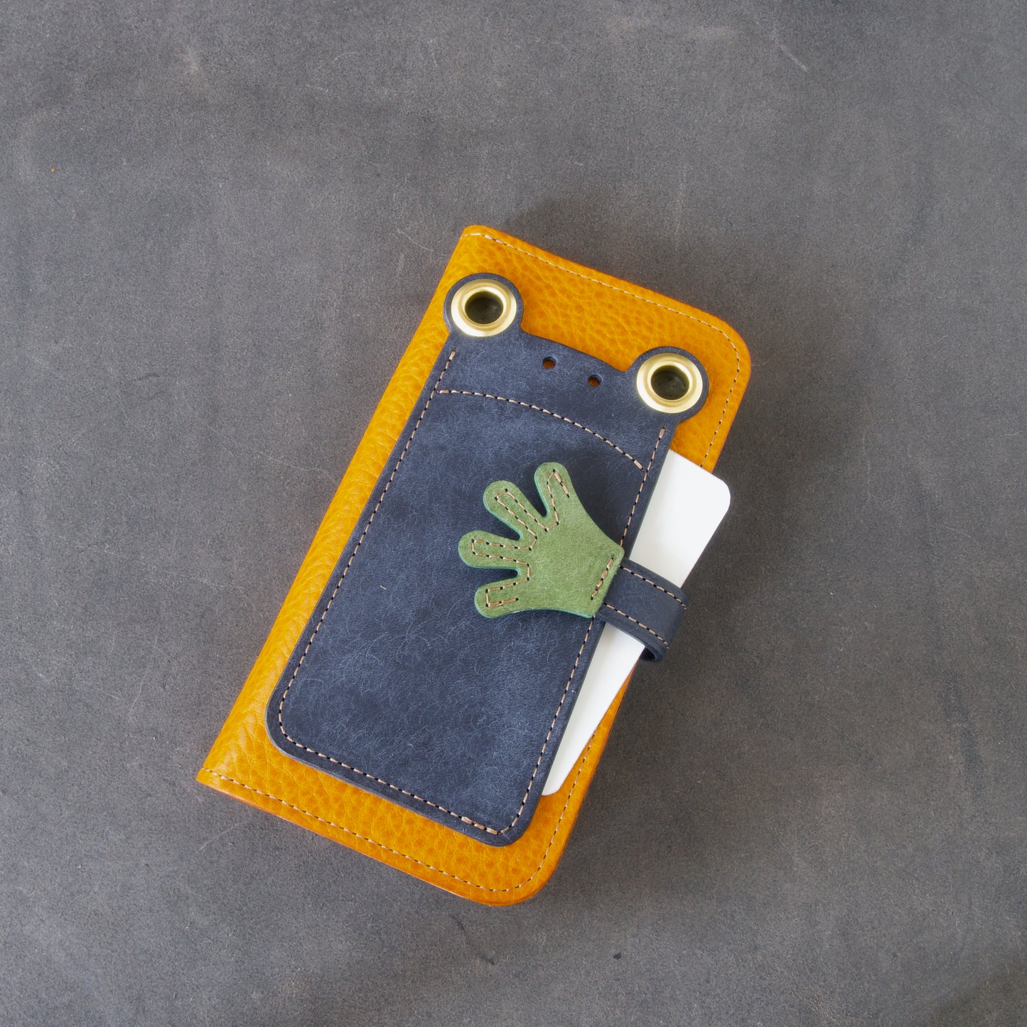 『ケロPhone』月とカエル