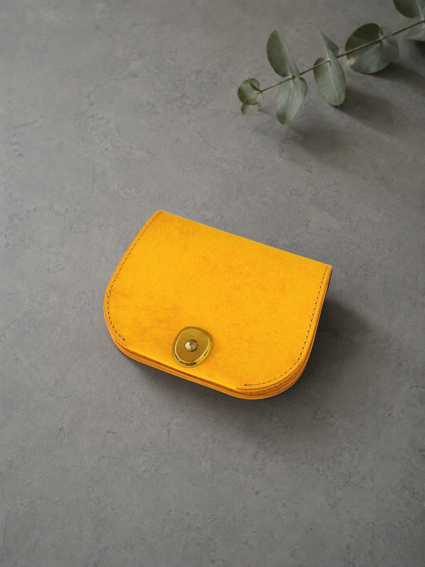 Turtle Stud Mini Wallet