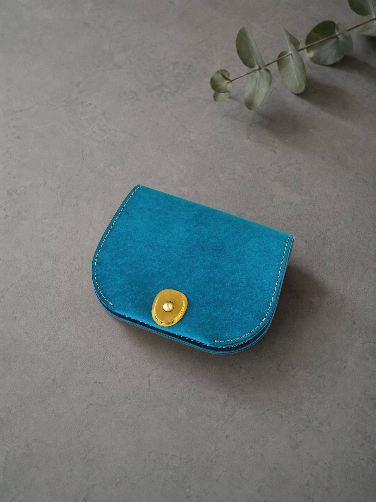 Turtle Stud Mini Wallet