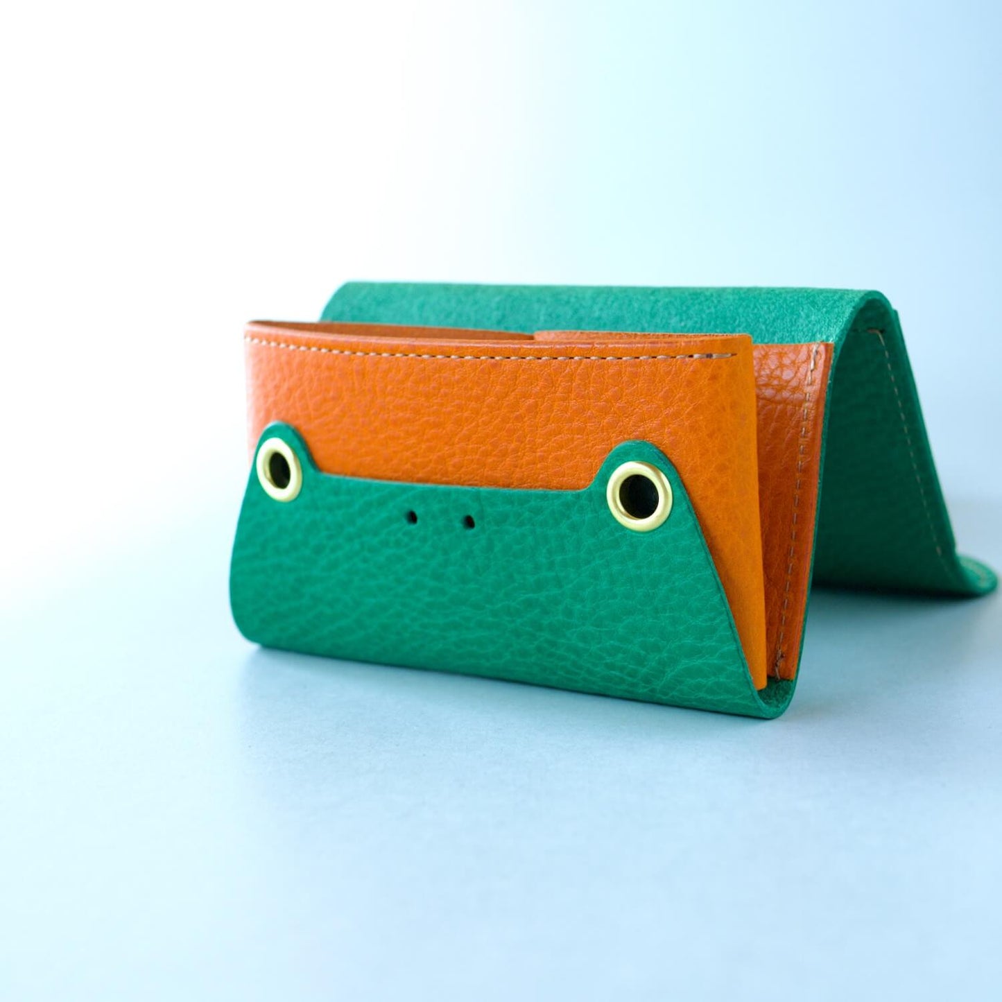 カエルの名刺入れ『イレかえる』