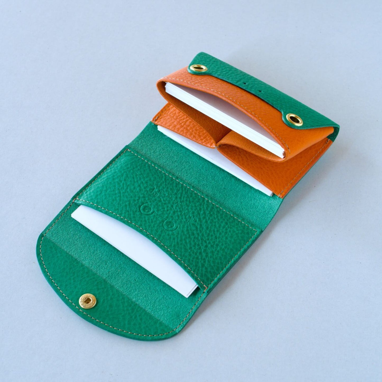 カエルの名刺入れ『イレかえる』